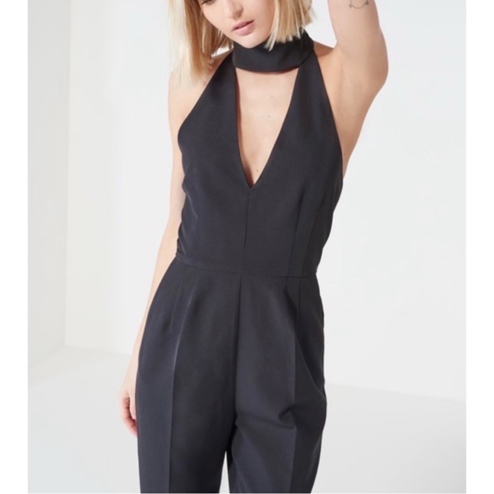 LAVISH ALICE Keyhole High Neck Deep Plunge Jumpsuit Sz 6 - Picture 2 of 13